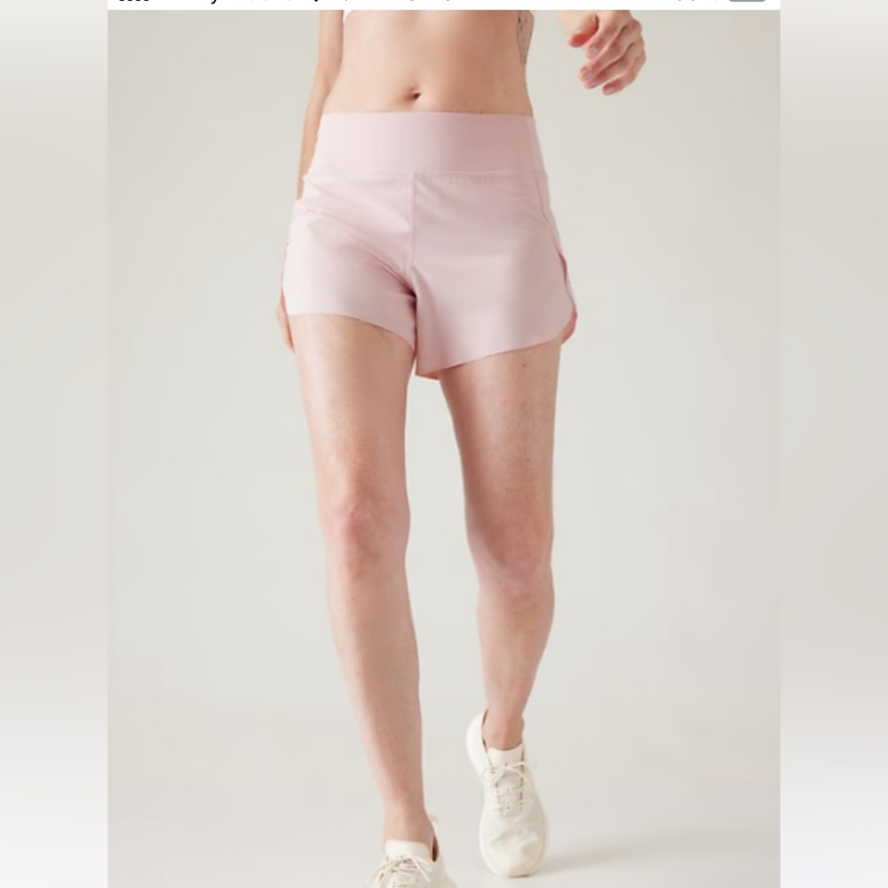 Athleta Run With It 4.5” short